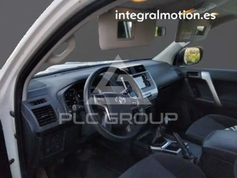 2018 Toyota LAND CRUISER