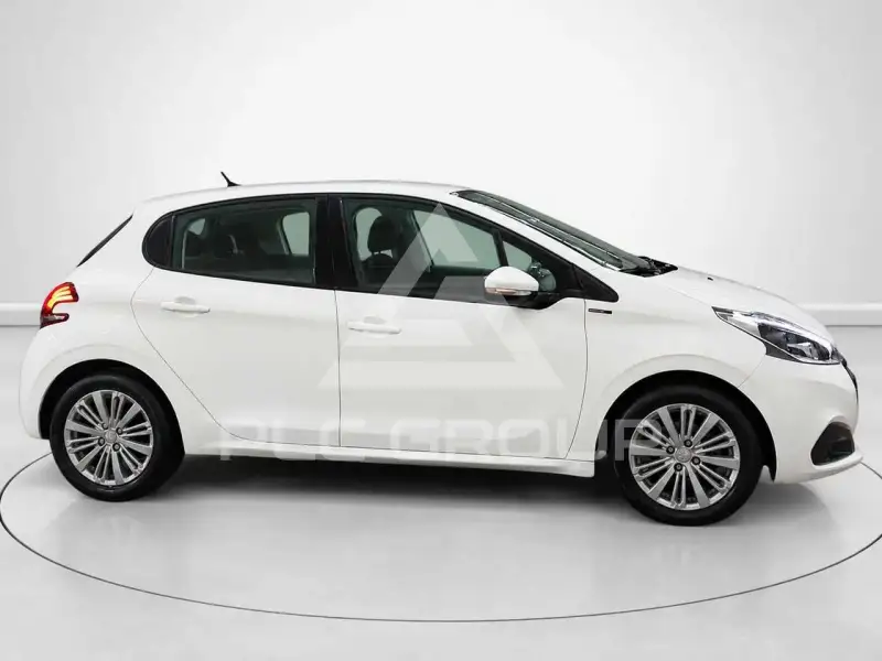 2018 Peugeot 208