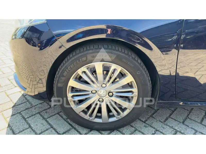 2018 Peugeot 208