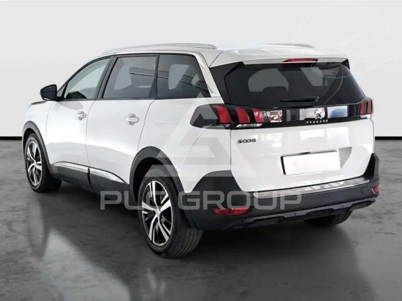 2018 Peugeot 5008