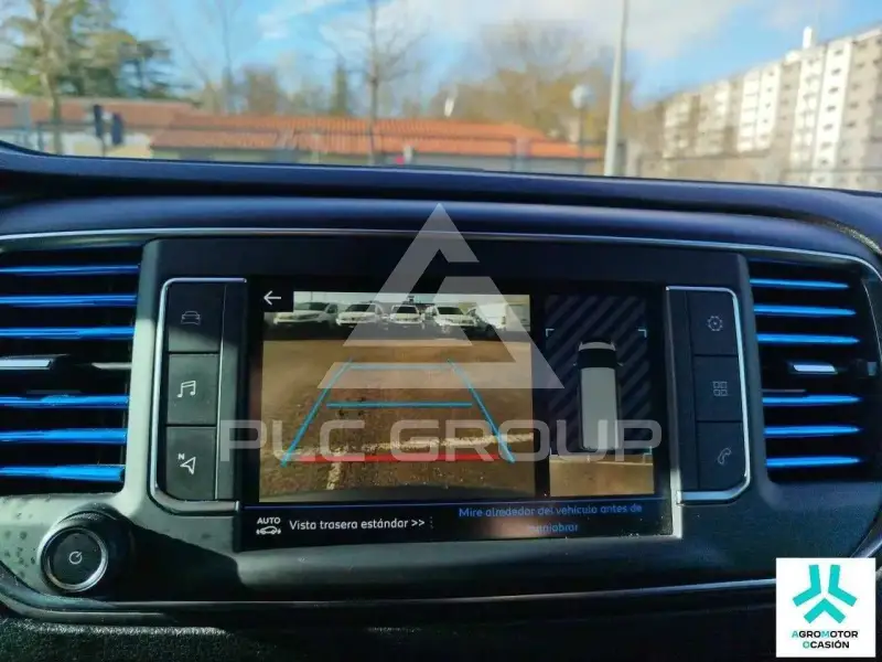 2018 Peugeot Traveller