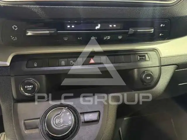 2018 Peugeot Traveller