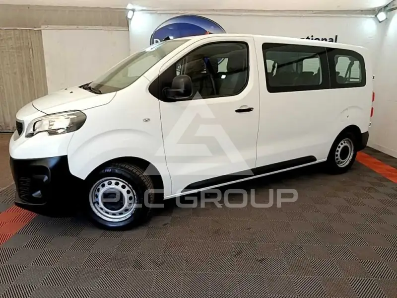 2018 Peugeot Traveller
