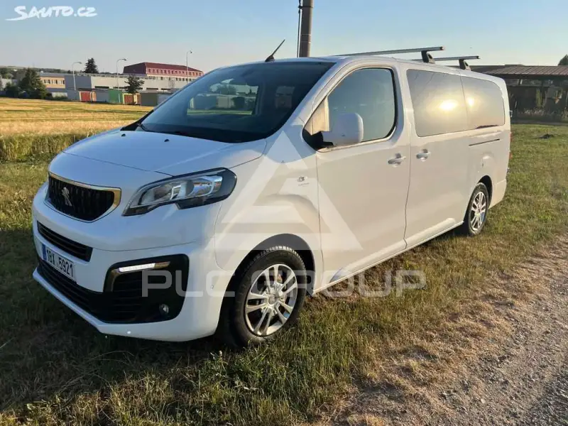 2018 Peugeot Traveller