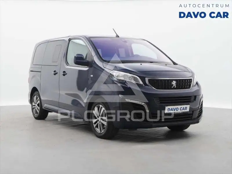 2018 Peugeot Traveller