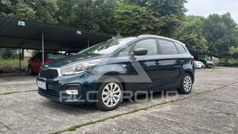 2018 KIA Carens