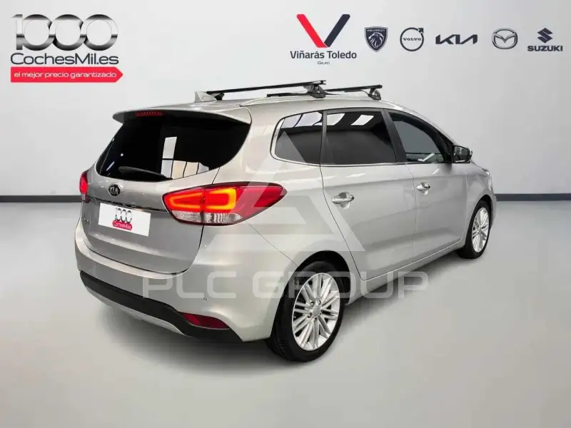 2018 KIA Carens