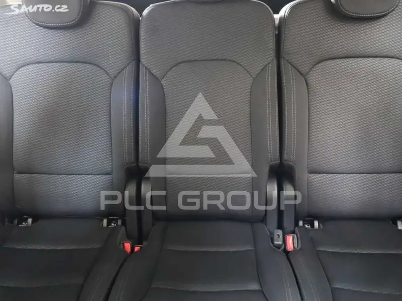 2018 KIA Carens