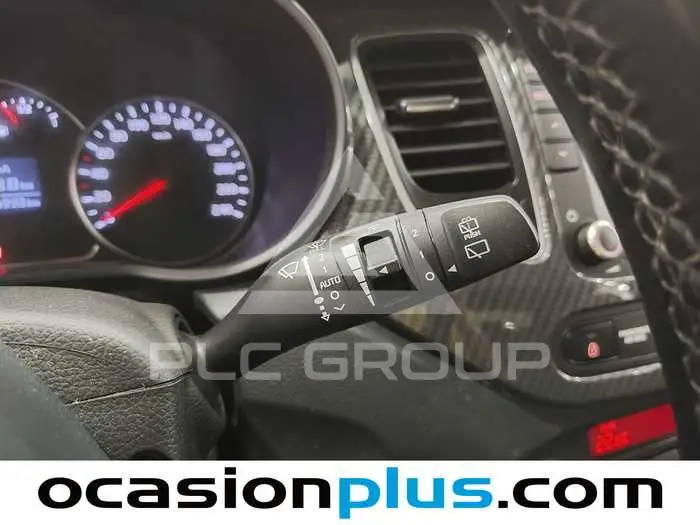 2018 KIA Carens