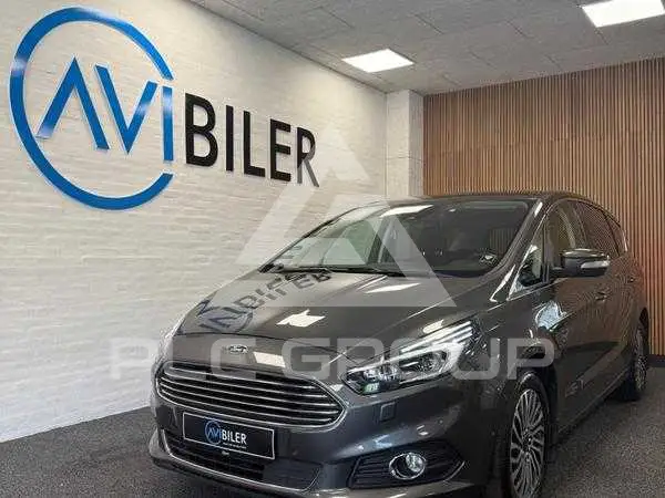 2018 Ford S-Max