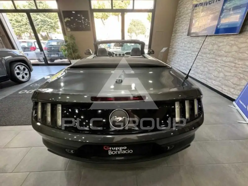 2018 Ford MUSTANG