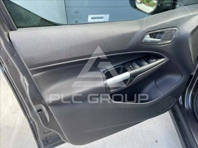 2018 Ford Tourneo