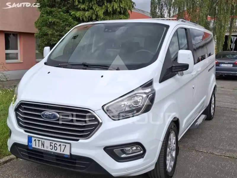 2018 Ford Tourneo