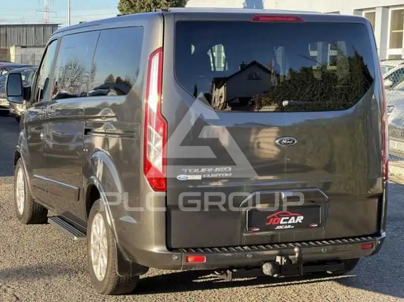 2018 Ford Tourneo