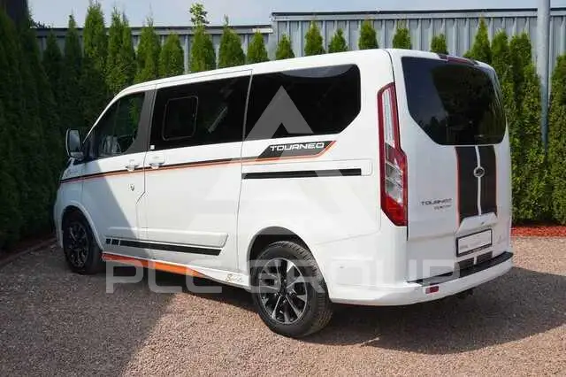 2018 Ford Tourneo