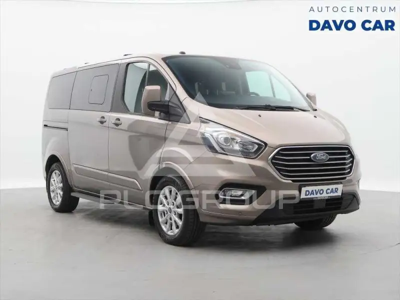 2018 Ford Tourneo