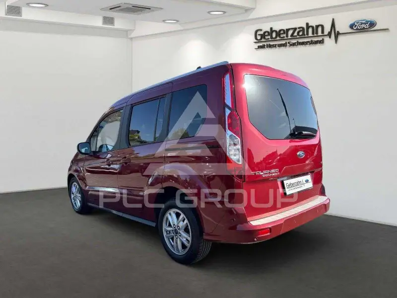 2018 Ford Tourneo