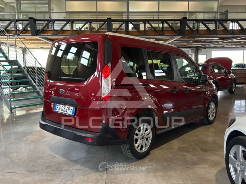 2018 Ford Tourneo