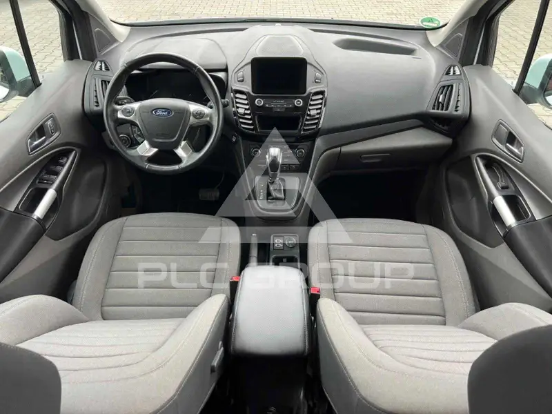 2018 Ford Tourneo