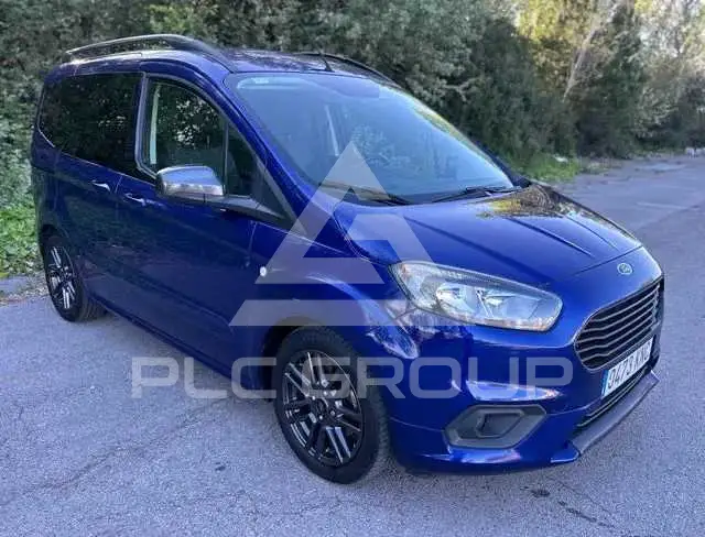 2018 Ford Tourneo