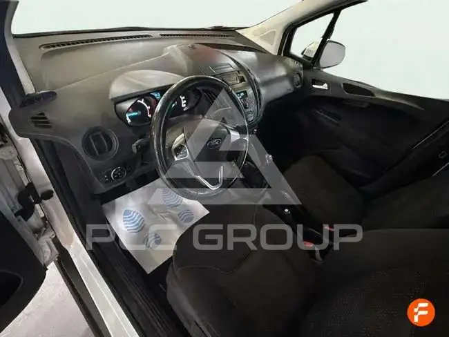 2018 Ford Tourneo