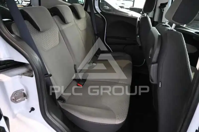 2018 Ford Tourneo