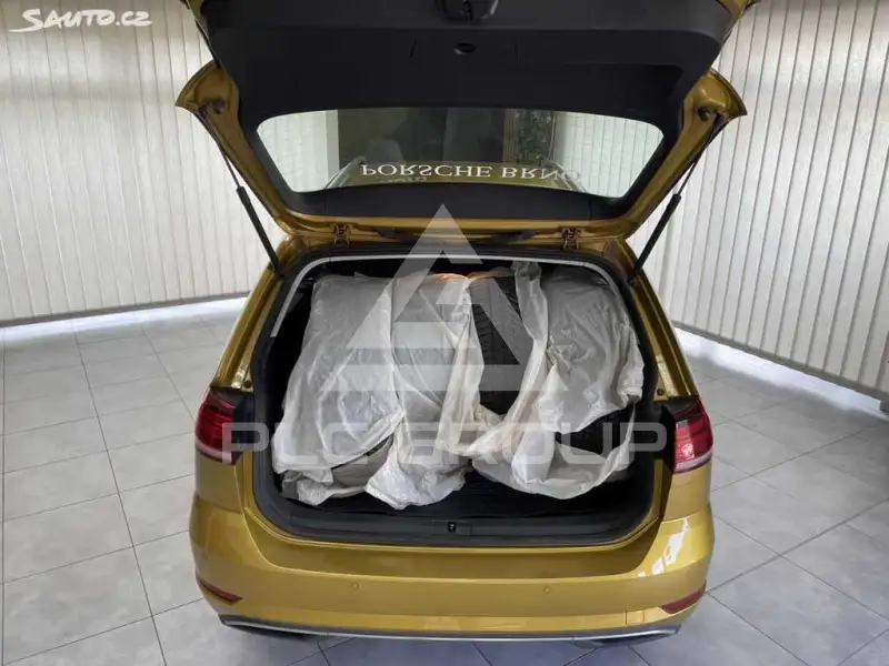 2018 Volkswagen GOLF