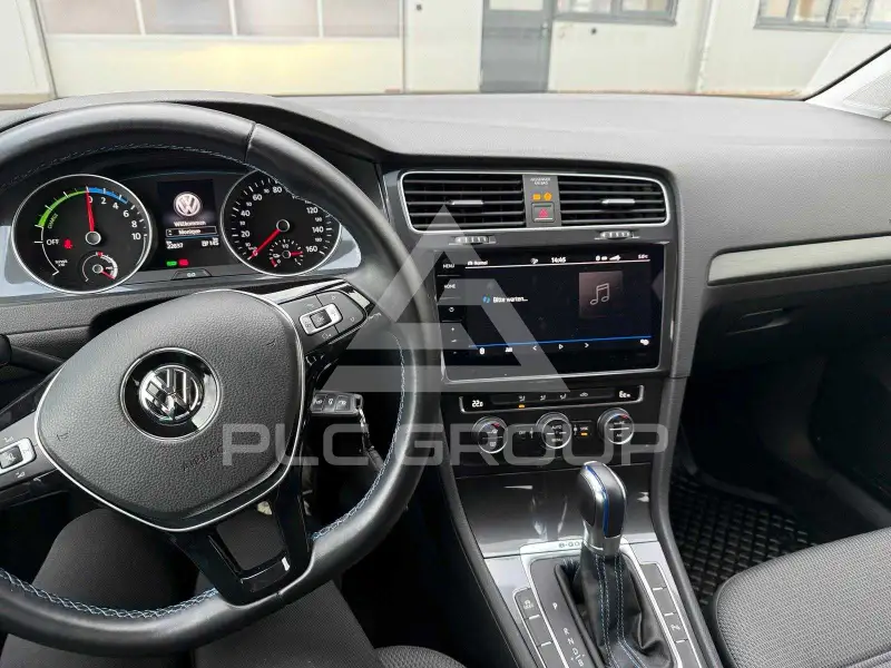 2018 Volkswagen E-Golf