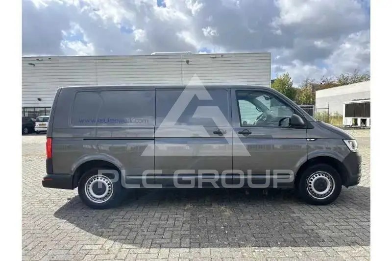 2018 Volkswagen Transporter