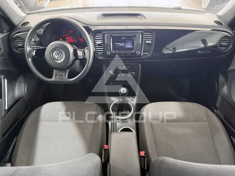 2018 Volkswagen BEETLE