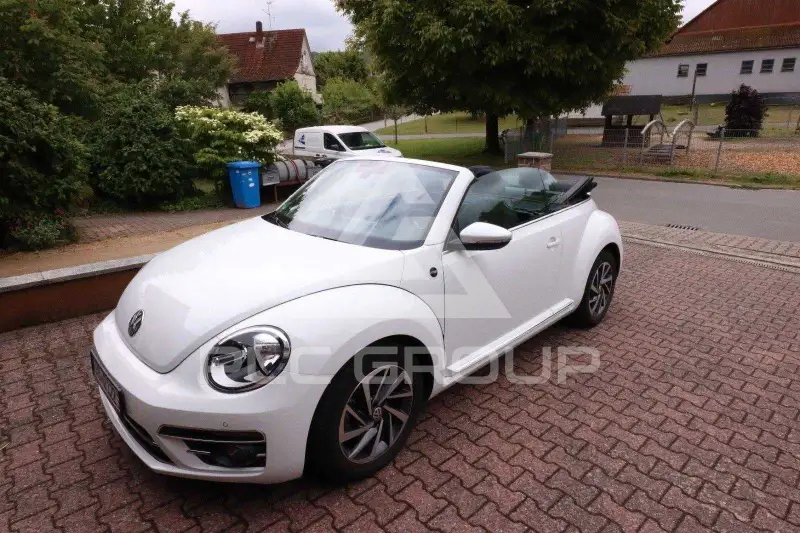 2018 Volkswagen BEETLE