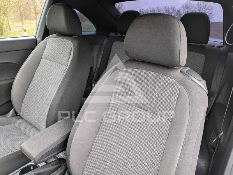 2018 Volkswagen BEETLE