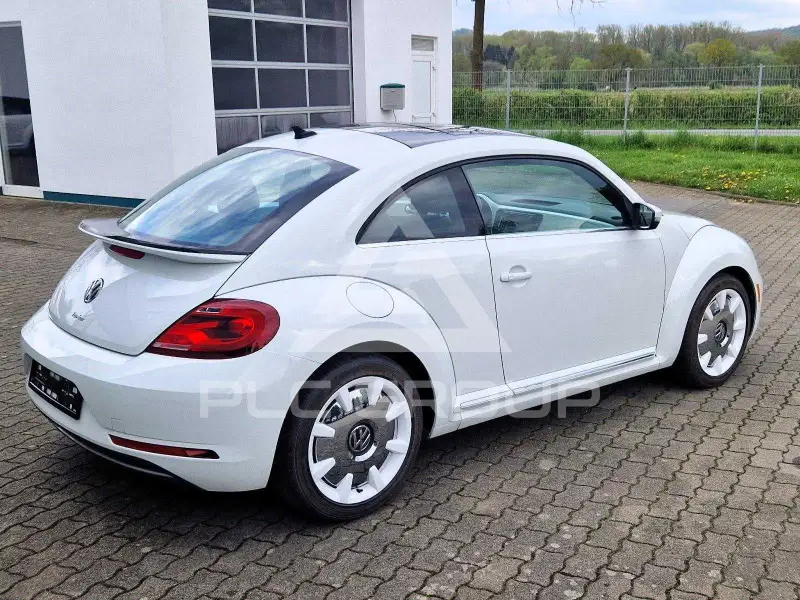 2018 Volkswagen BEETLE