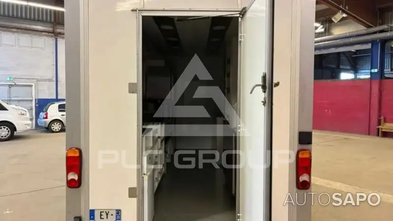 2018 Renault Master