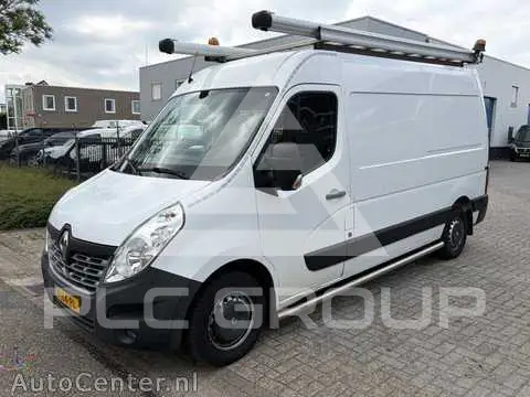 2018 Renault Master