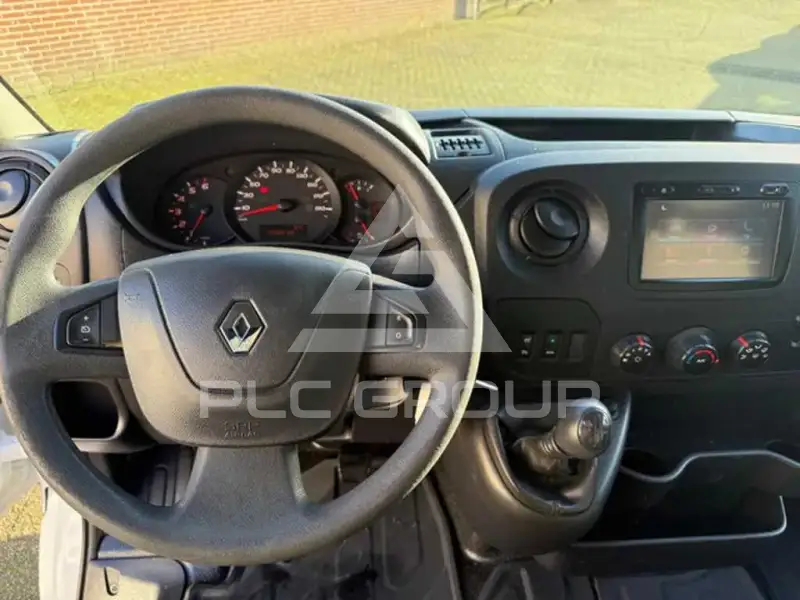 2018 Renault Master