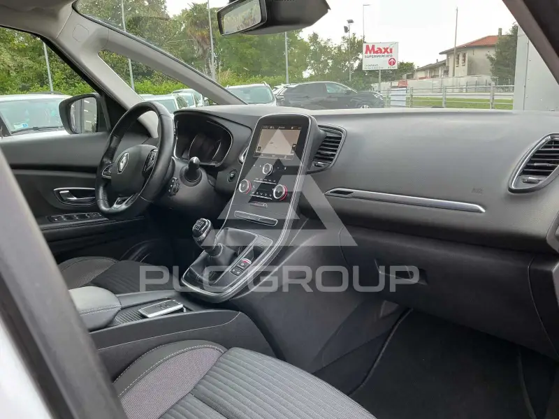 2018 Renault Scenic