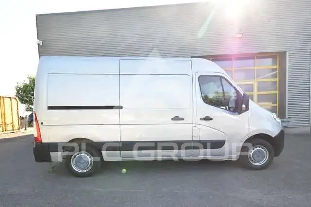 2018 Opel Movano
