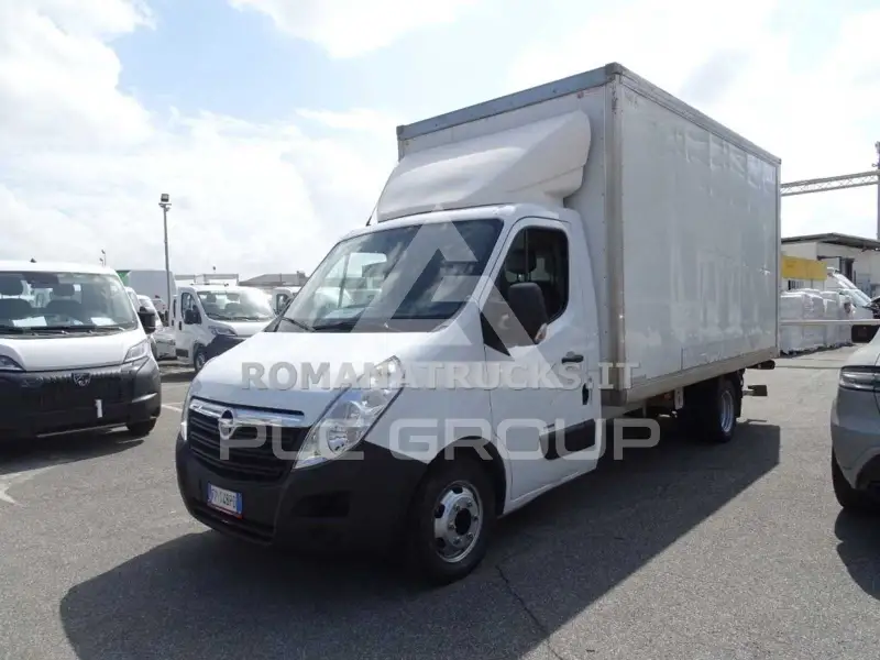 2018 Opel Movano