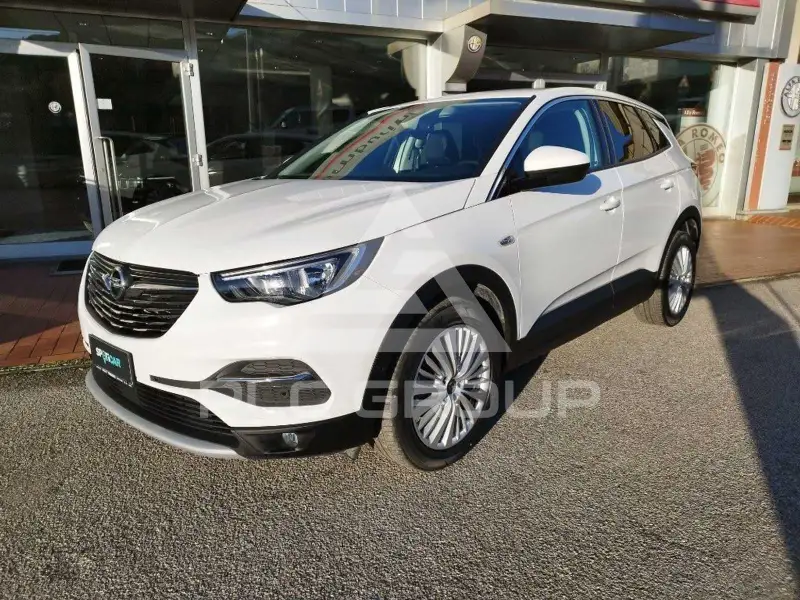 2022 Opel GrandlandX