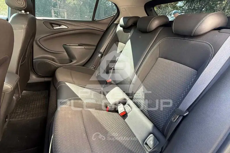 2018 Opel Astra