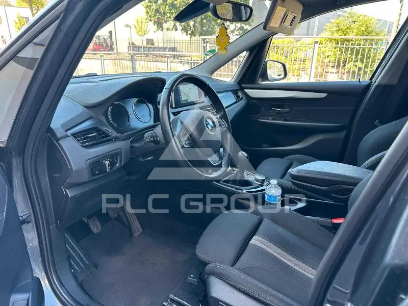 2019 BMW 218