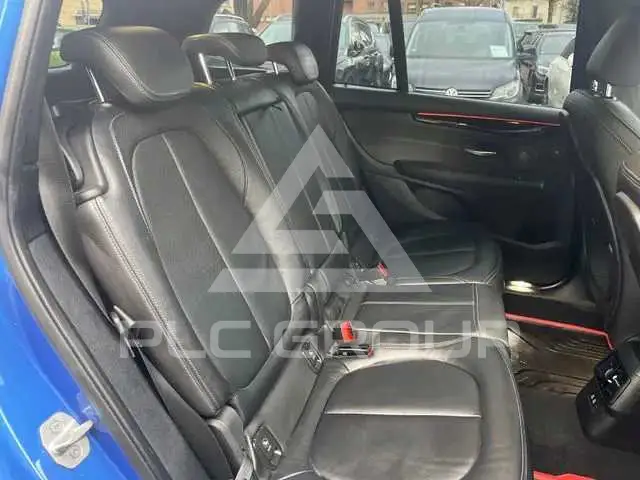 2019 BMW 218