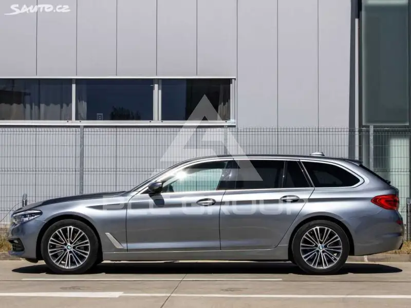 2019 BMW 218