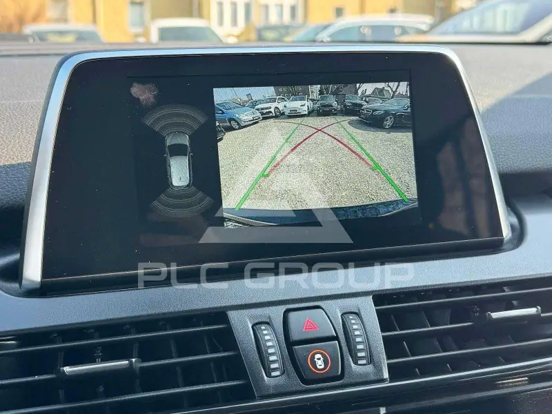 2019 BMW 218