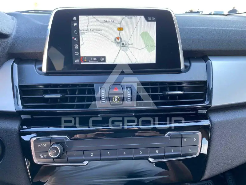 2019 BMW 218