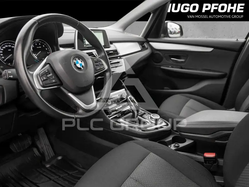 2019 BMW 218