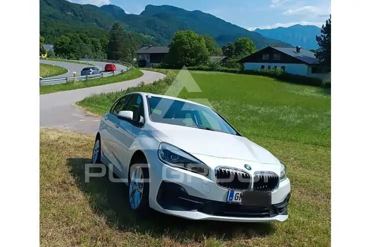 2019 BMW 218