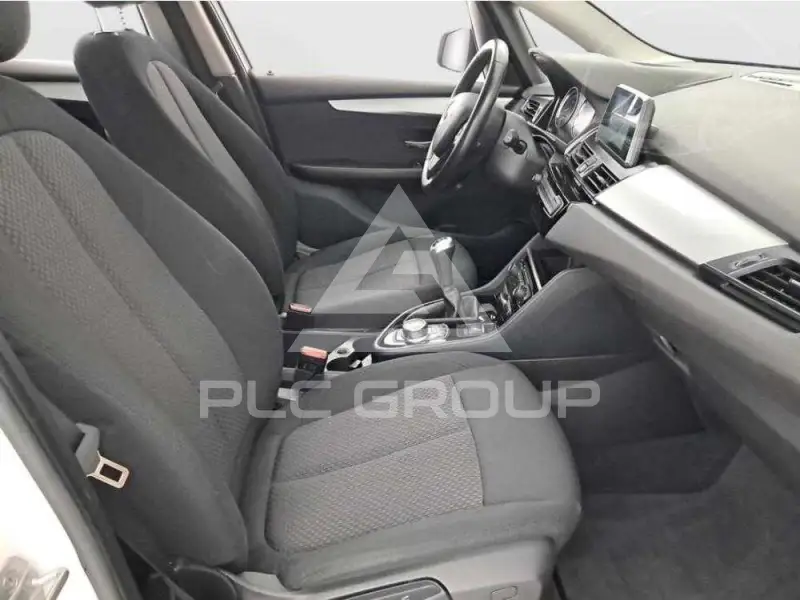 2019 BMW 218