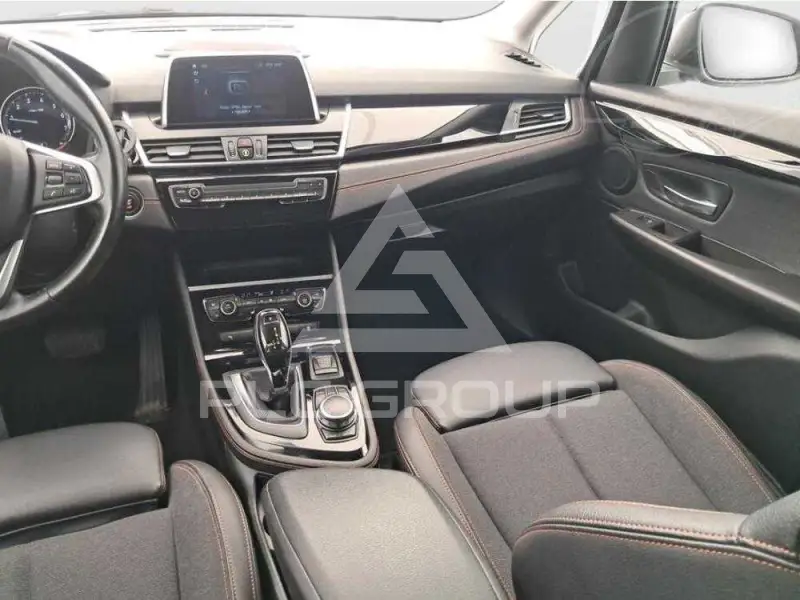 2019 BMW 218